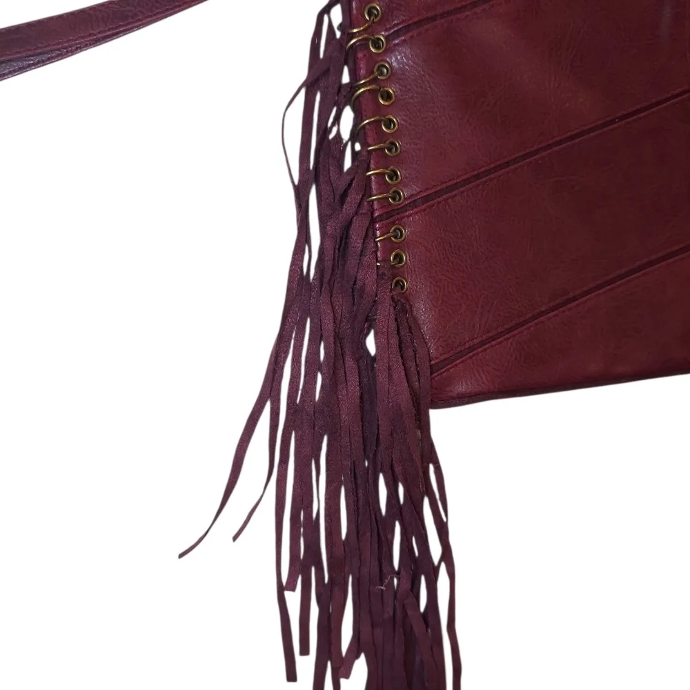 Mossimo Burgandy Faux Leather Clutch Wristlet With Fringe - Picture 4 of 7